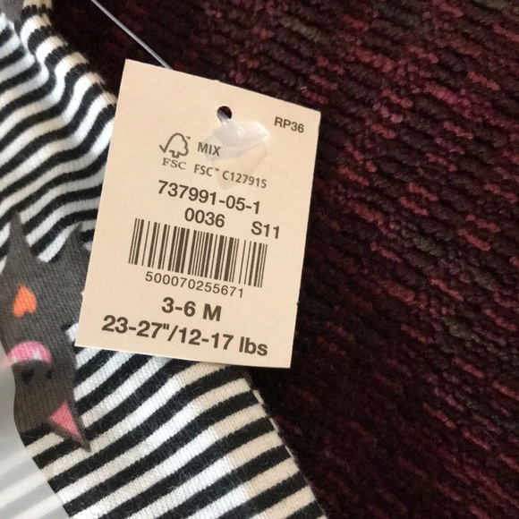 Old Navy Unisex Size 3-6 Months Short-Sleeve Onesie (1) and Long-Sleeve Onesie - Picture 5 of 5